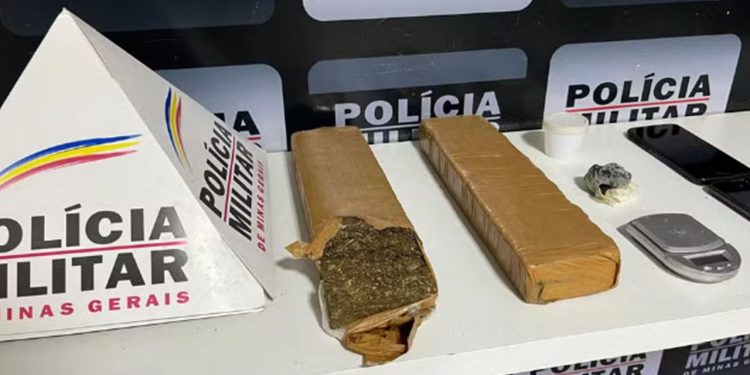 Jovem é baleado e polícia apreende drogas, em Manhuaçu