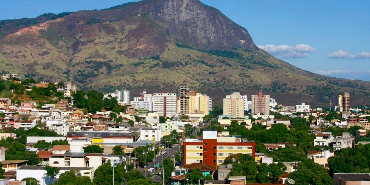 Lideranças de Governador Valadares se reúnem para planejar o Futuro da Cidade