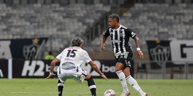 Democrata joga bem, segura o Atlético e conquista o primeiro ponto no Mineiro