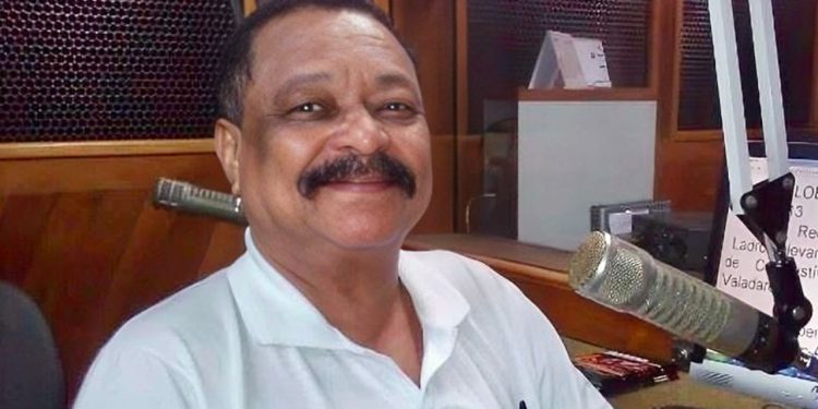 Morre Edson Azevedo, ícone do rádio valadarense