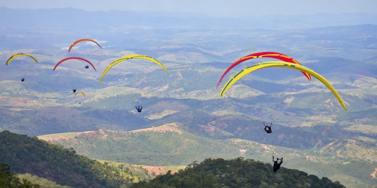 Copa Valadares de Parapente abre temporada de voo livre 2025