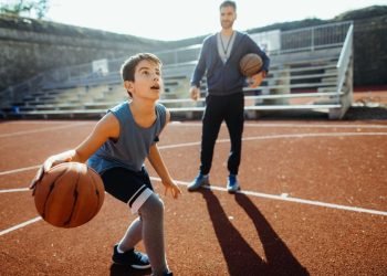 Praça de Esportes de Valadares abre inscrições para escolinhas de futsal, vôlei, basquete e handebol