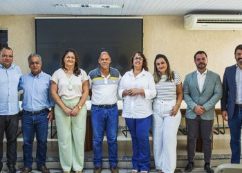 Conselho Municipal dos Direitos da Criança e do Adolescente empossa novos conselheiros, em Valadares