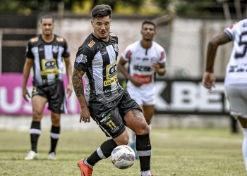 Democrata saiu de iminente rebaixamento à vaga na Série D do Brasileirão
