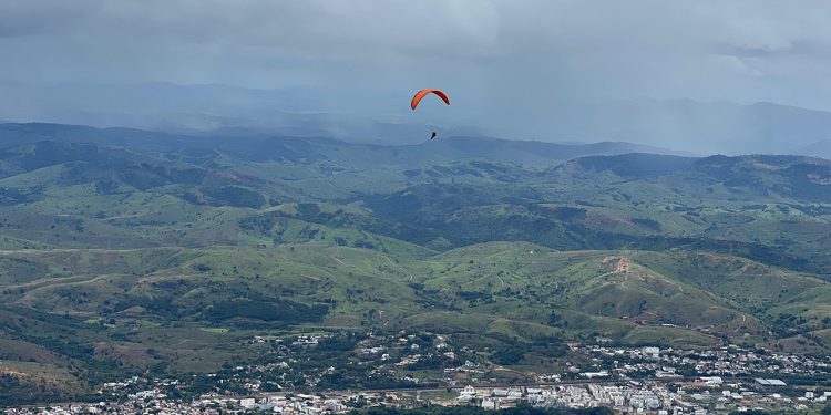 Valadares recebe curso e campeonato de voo livre em abril