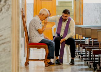 Diocese de Valadares realiza Mutirão de Confissões para a Quaresma