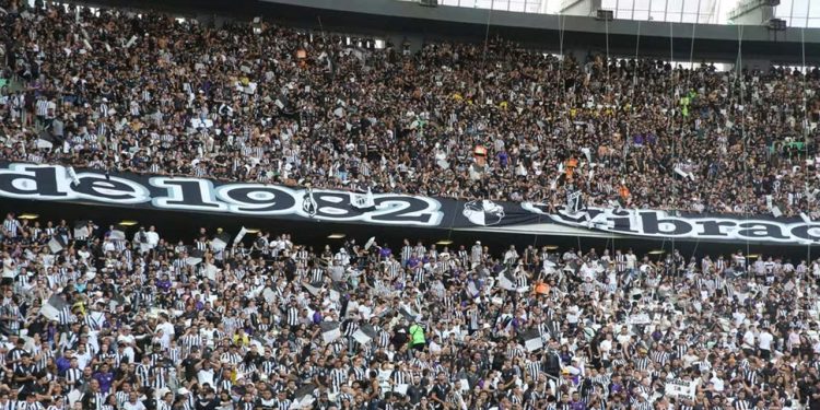 Ceará e Vasco se enfrentam no Castelão pelo Brasileiro