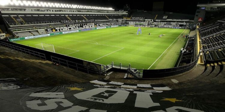 Quarta rodada do Brasileirão 2025 foi aberta com vitória do Ceará em cima do Vasco e segue hoje com mais oito jogos