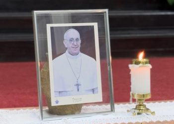 CNBB divulga orientações litúrgicas para rezar pela alma do Papa Francisco