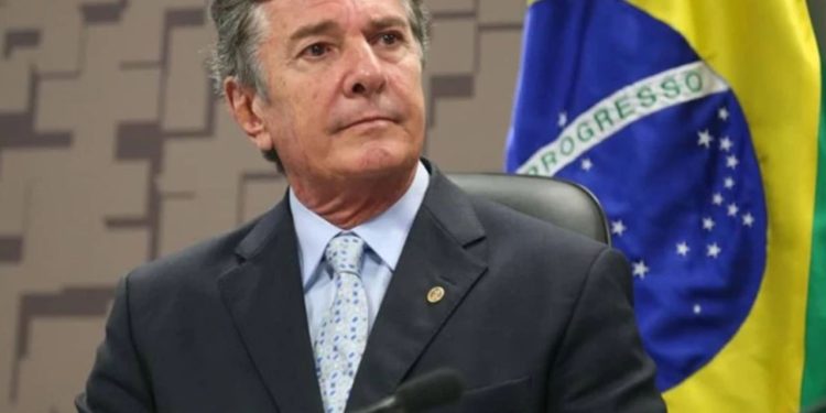 Fernando Collor, ex-presidente, é preso em Maceió