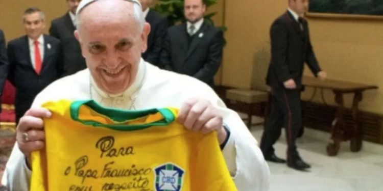 Morte Papa Francisco: relembre momentos marcantes do líder católico no Brasil