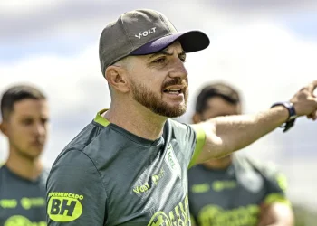 América demite o técnico William Batista