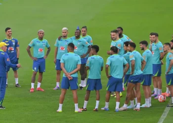 Ancelotti estreia, e Brasil visita Equador em confronto direto nas Eliminatórias