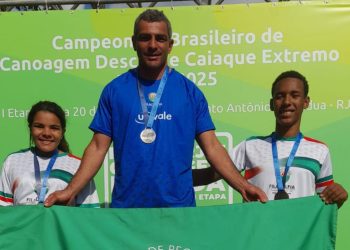 Atletas valadarenses conquistam pódios em etapa do Campeonato Brasileiro de Canoagem Descida