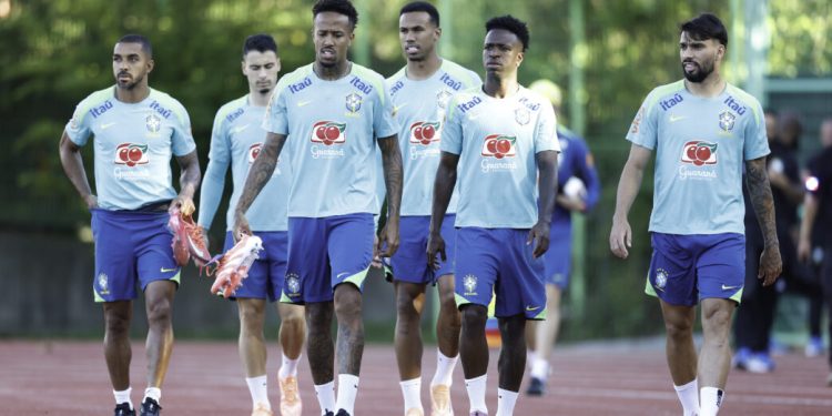 Brasil enfrenta Coreia do Sul em amistoso preparatório para a Copa de 2026