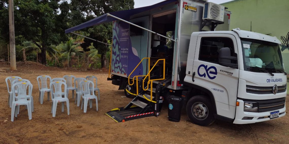 Unidade de Atendimento Móvel leva atendimentos da Águas de Valadares aos distritos