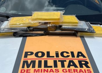 Jovem tenta fugir pelo Rio Doce e acaba preso levando drogas, em Conselheiro Pena
