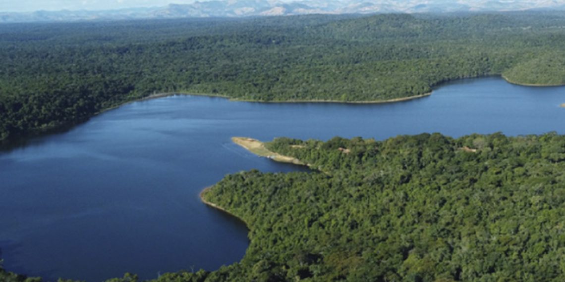 Governo de Minas lança cartilha com balanço de um ano do Acordo de Reparação do Rio Doce
