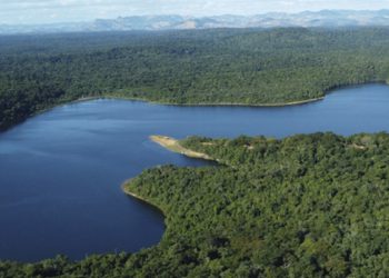 Governo de Minas lança cartilha com balanço de um ano do Acordo de Reparação do Rio Doce