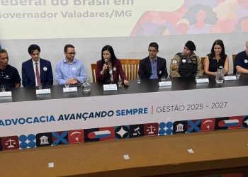 Receita Federal faz doação de objetos apreendidos, em Valadares