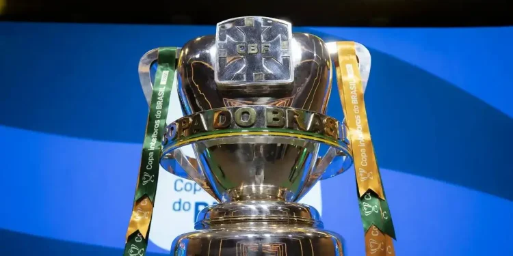 Copa do Brasil terá duas vagas para a Libertadores a partir de 2026; semifinais de 2025 agitam a competição