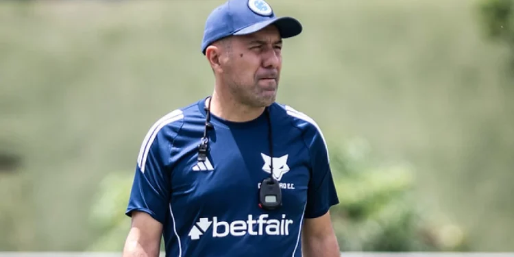 Cruzeiro encerra ciclo de Leonardo Jardim após temporada de altos e baixos