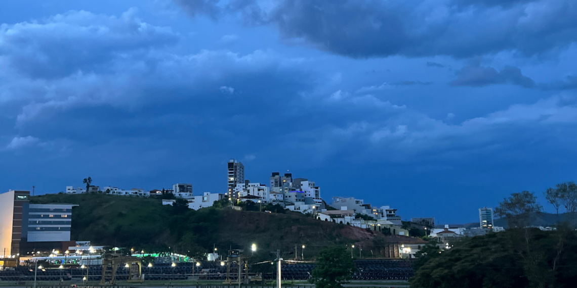 INMET emite alerta vermelho para fortes chuvas no Vale do Rio Doce