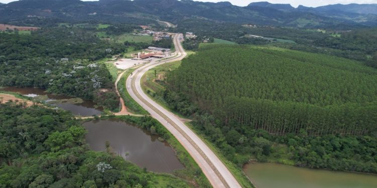Instalação de radares tem início na BR-381 entre BH e Valadares