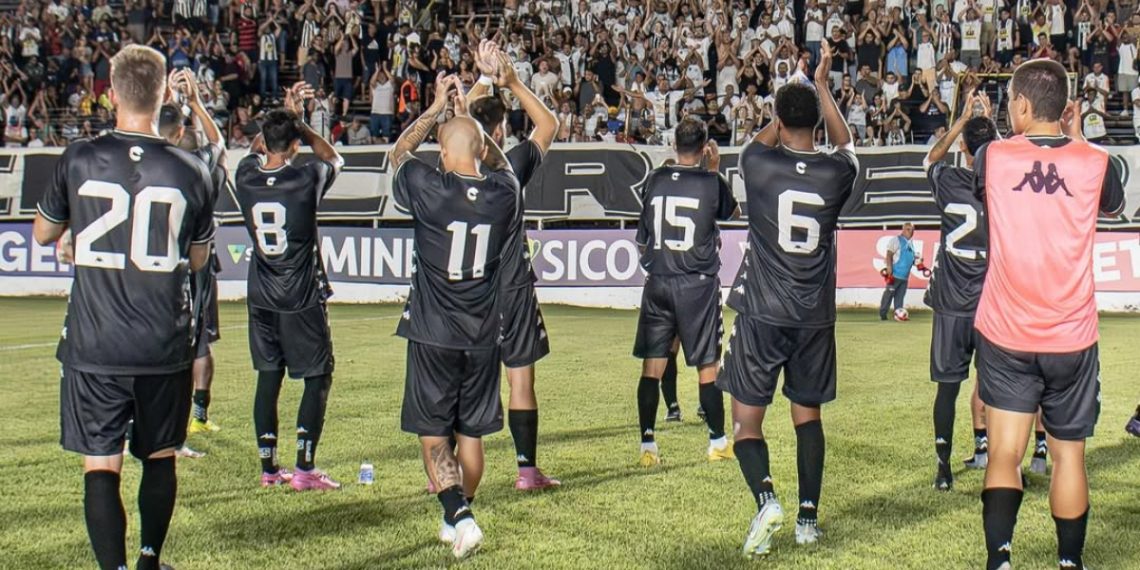 Democrata-GV é rebaixado um dia após completar 94 anos e amarga queda cruel no Mineiro