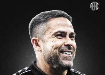 Cícero Júnior é anunciado como novo técnico do Democrata GV.