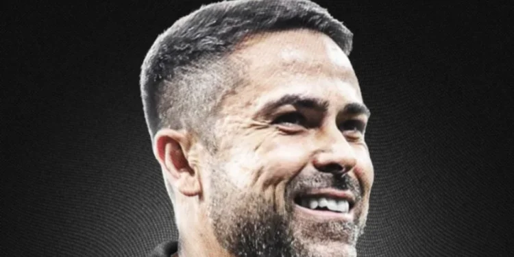 Cícero Júnior é anunciado como novo técnico do Democrata GV.