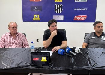 Democrata-GV apresenta técnico e reforça elenco para retorno à Série D
