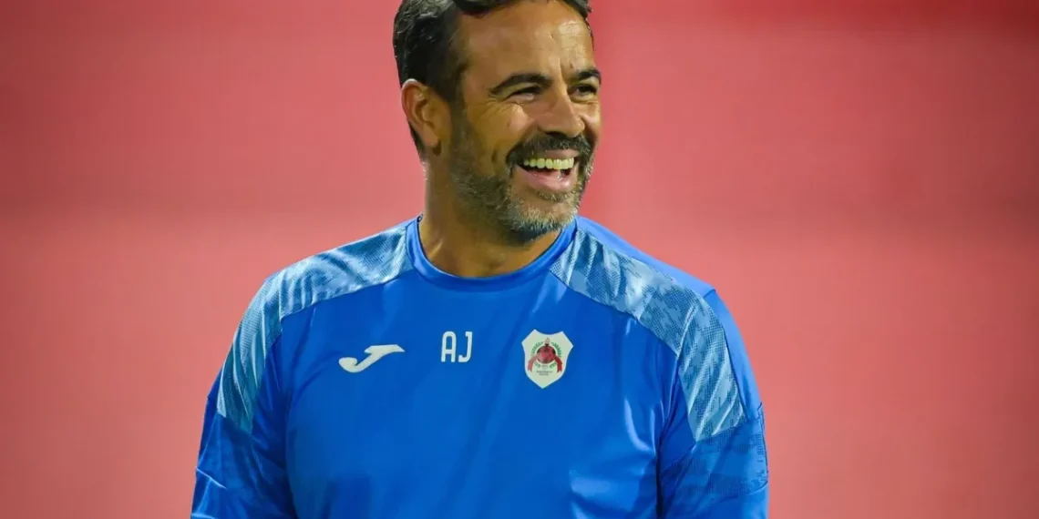 Cruzeiro acerta com Artur Jorge e prepara anúncio oficial