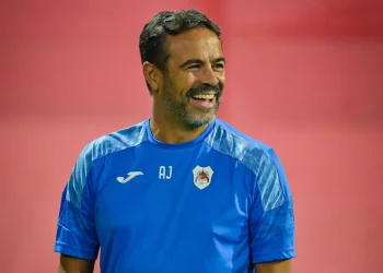 Cruzeiro acerta com Artur Jorge e prepara anúncio oficial