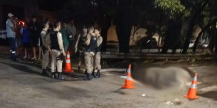 Idoso morre após ser atropelado por ônibus, em Ipatinga