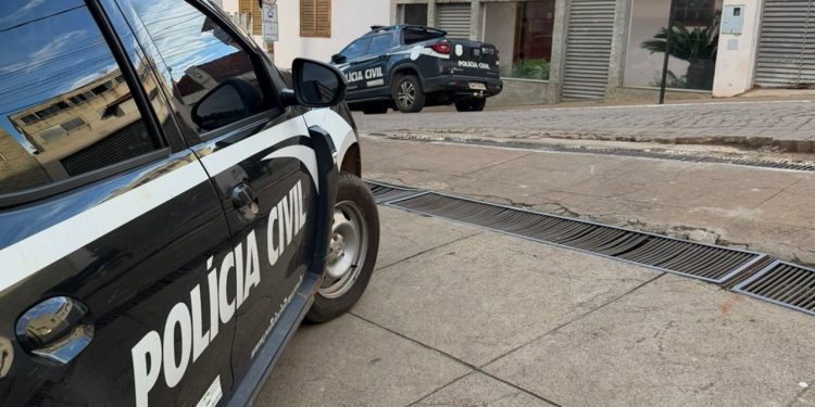 Polícia prende suspeito investigado por crimes sexuais contra crianças e adolescentes, em Peçanha