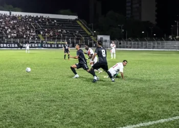 Democrata enfrenta o Rio Branco fora de casa em busca da segunda vitória na Série D