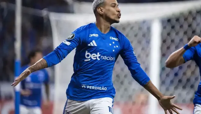 Cruzeiro atropela o Barcelona-EQU no Mineirão e garante vaga nas oitavas da Libertadores