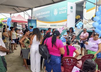 Carreta da Saúde leva atendimentos gratuitos para a população rural de Alvarenga e Sobrália