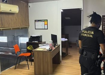 Polícia Federal combate esquema que levou cerca de 130 pessoas ilegalmente aos EUA