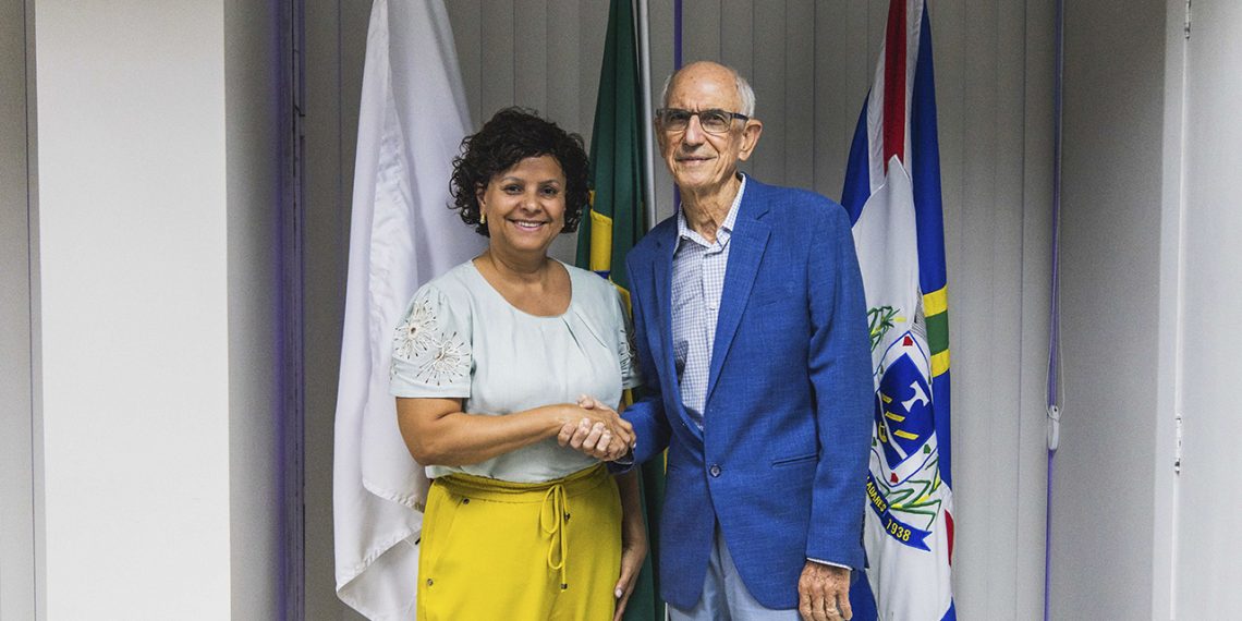 Raquel Lacerda Rocha é a nova secretária municipal de Saúde de Valadares