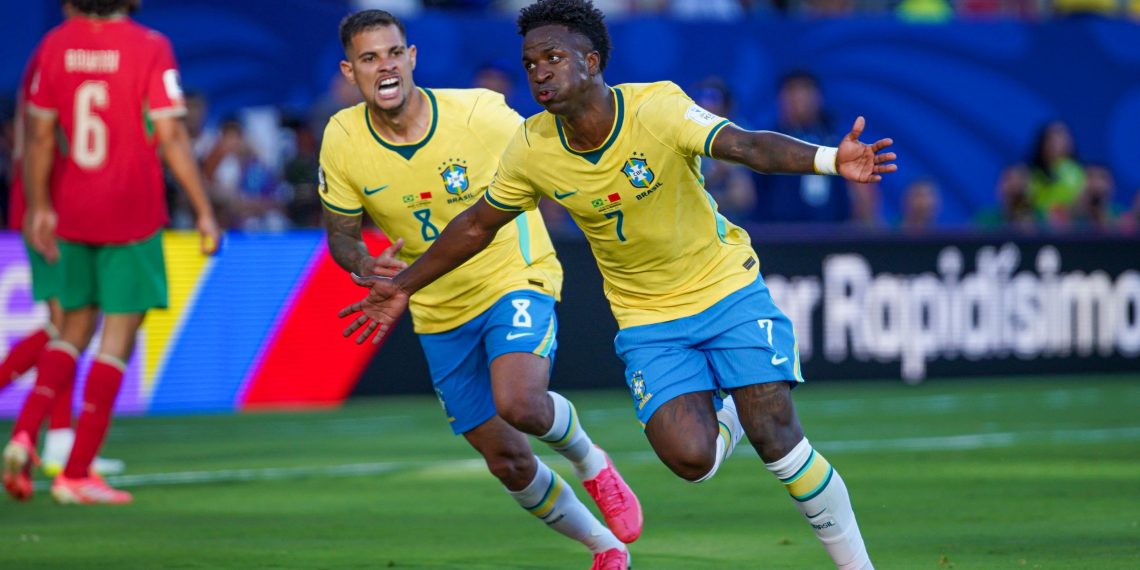 Brasil encerra preparação para duelo contra o Haiti com dúvidas na escalação e Neymar fora
