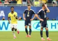 Vini Jr. brilha com dois gols, Brasil vence a Escócia e garante liderança do Grupo C