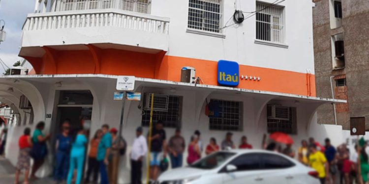 MPMG entra na Justiça para impedir fechamento de única agência do Itaú em Resplendor