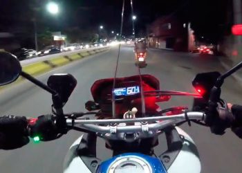 Motociclista sem CNH foge de blitz e é preso após perseguição em Valadares