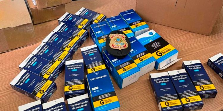 PF apreende carga de medicamento controlado vendido nas redes sociais durante operação