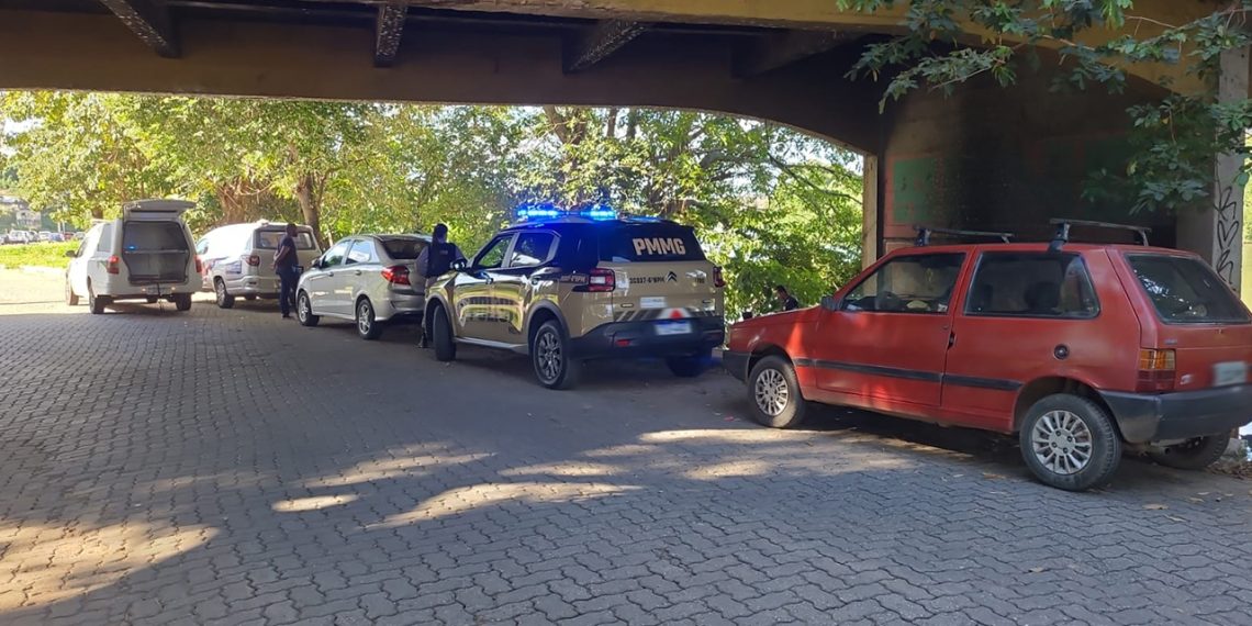 Corpo de homem é encontrado no Rio Doce, em Governador Valadares