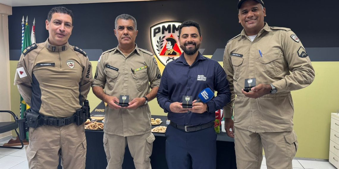 Rádio Mundo Melhor é homenageada pelo Dia da Imprensa, pela Polícia Militar