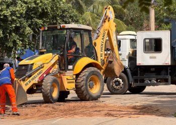 Deslizamento de terra altera abastecimento de água de bairros da região do Altinópolis, em Valadares