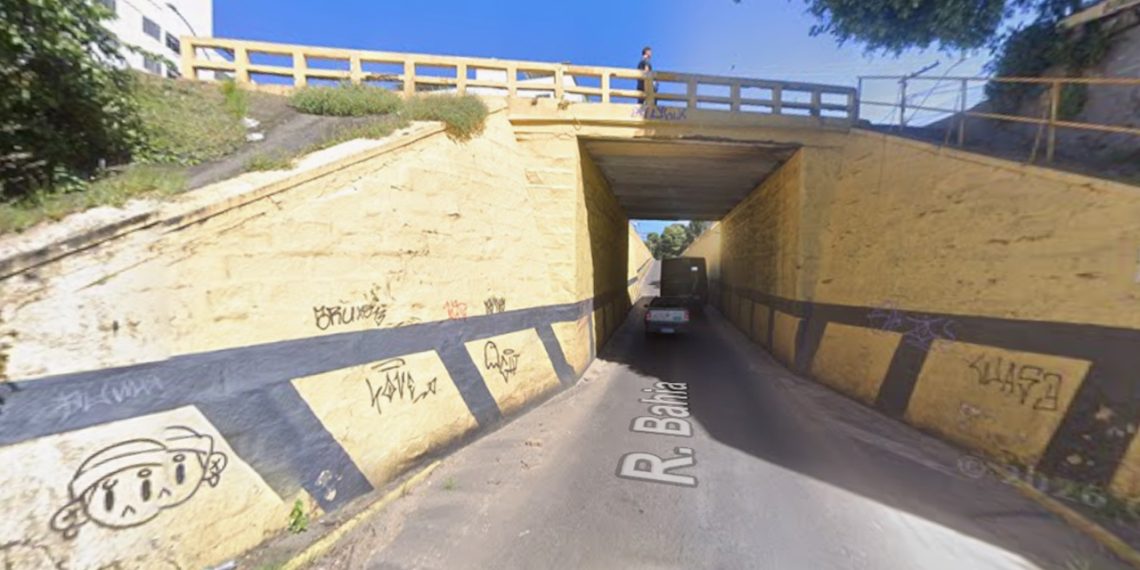 Viaduto da Avenida JK, no bairro de Lourdes, será interditado nesta terça (09), em Valadares